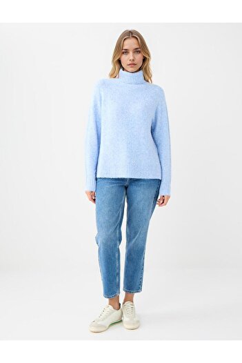 Jimmy Key Light Blue Straight Cut Turtleneck Sweater