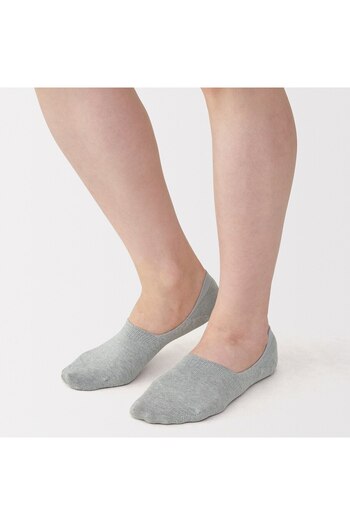 Muji Right Angle Low-rise Sneaker Socks with Heel Rip