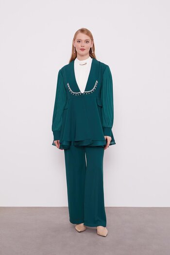 Levidor Emerald Chiffon Sleeves Stone Detail Two Piece Set