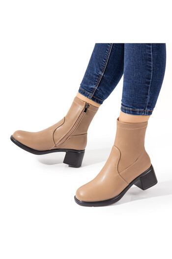 BMoD Women's khaki short boots with a thick heel MOD10717