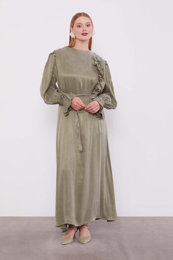 Levidor Green Dress with Flower Accessories