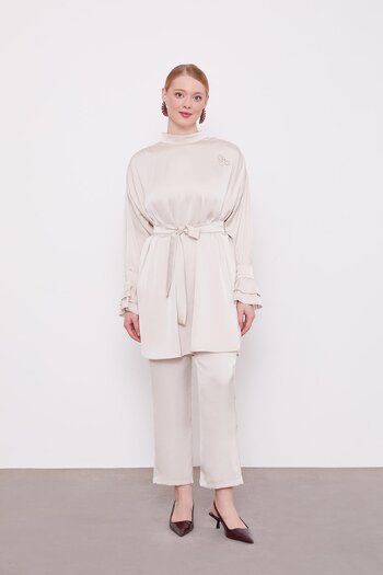 Levidor Beige Sleeve Ruffle Detailed Two-Piece Set