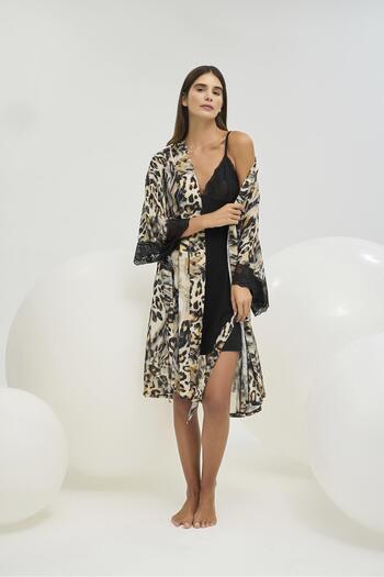 Sevim Women's Black Lace Detailed Leopard Nightgown Dressing Gown Set C1T7N361