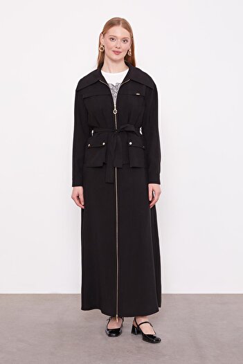 Levidor Black Belt Detailed Skirt Suit