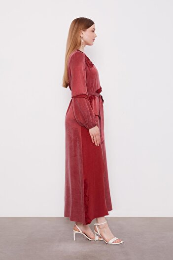 Levidor Burgundy Lace Trimmed Cupra Dress