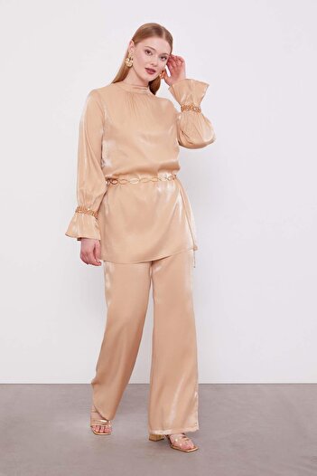Levidor Camel Stone Detailed Two-Piece Set