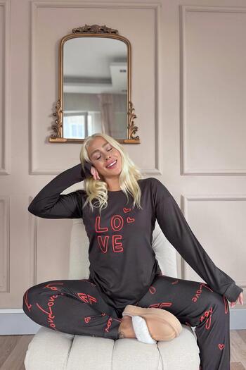 Pijamaevi Black Love Patterned Thermal Women's Pajama Set