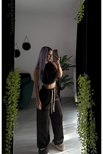 by SLA boutique Loose pants with elastic waist, adjustable drawstring, casual