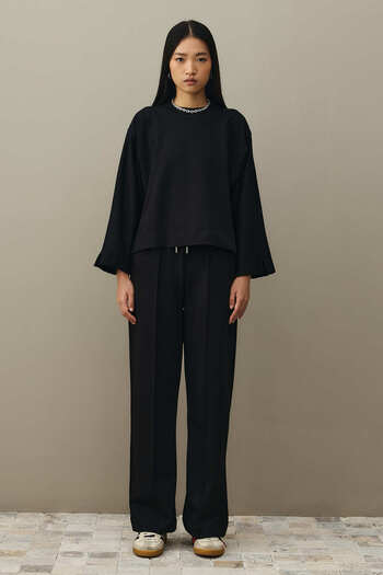 Fahhar Slit Detailed Short Sweatshirt Black