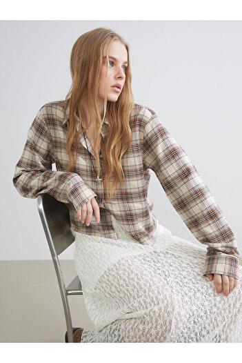 LC Waikiki Sparkling Choices from Shining Store |   A-Line Lace Skirt with Elastic Waistband