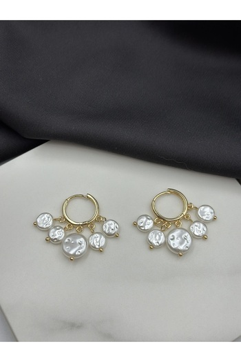 Unzilee Gold Gold Pearl Dangle Hoop Earrings