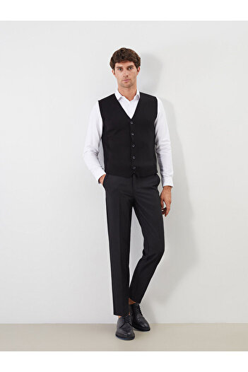 LC Waikiki Standard Fit V-Neck Men's Knitwear Vest