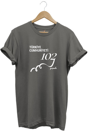 WİDİ October 29, 102. Year Design Printed 100% Cotton Regular Fit Crew Neck Unisex T-Shirt