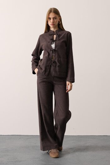 VAGGON Hakim Collar Lace-Up Blouse and Elastic Waist Trousers Set