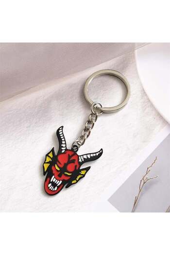 Köstebek Stranger Things 4Season Hellfire Club Metal Keychain