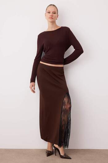 Trendyol Collection Brown Knitwear Lace Slit Detailed Maxi Skirt Twoaw26Et00117