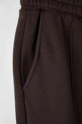 Trendyol Collection Brown Straight Cut Thick Sweatpants with Stitching Detail Tmnaw26Ea00002