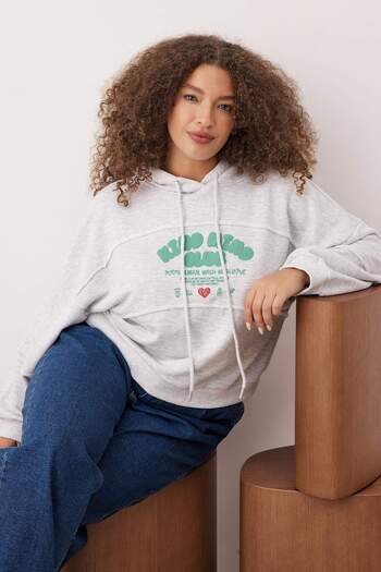 Trendyol Curve Gray Melange Hooded Puff Printed Wide Fit Crop Boy Knitted Plus Size Sweatshirt Tbbaw26Ao00027