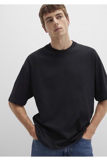 Mavi Crew Neck Black Basic T-Shirt Oversize / Wide Cut 0613113-900