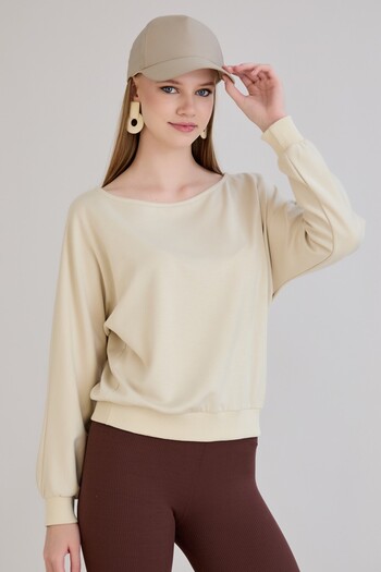 Sortie Sleeve Skirt Camisole Wide Collar Sweatshirt Beige