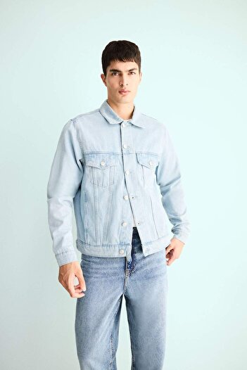 DeFacto Regular Fit Buttoned Denim Jacket F4741Ax25Au