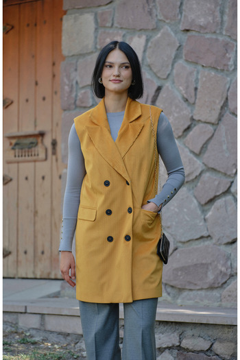 Fatma Atasoy Velvet Mustard Dad Vest