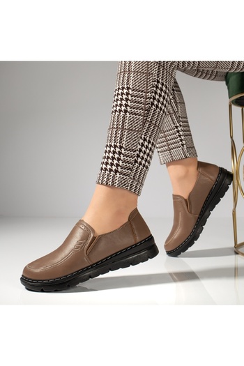 BMoD Women's brown casual shoes with an elastic material insert MOD12984