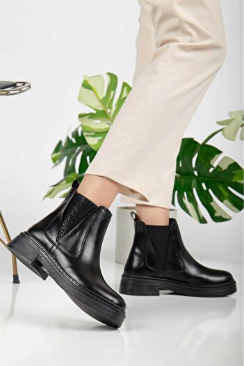 TEKİN SHOES Black Shiny Leather Women's Boots & Booties