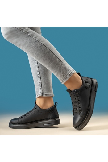 BMoD Black women's sneakers with elastic laces and thick sole MOD08037