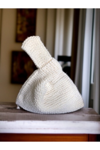 By G Tasarım Ecru Japanese Knot Model Knitted Handbag