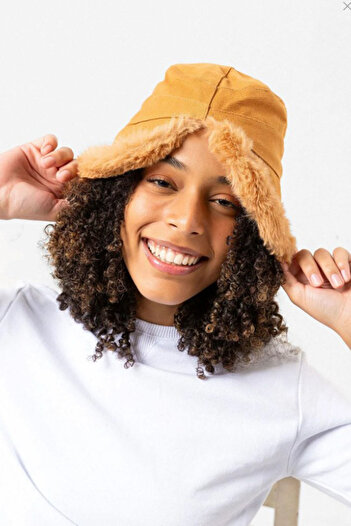Neşeli Butik Women's Brimmed Plush Fur Bucket Hat Nbaks008