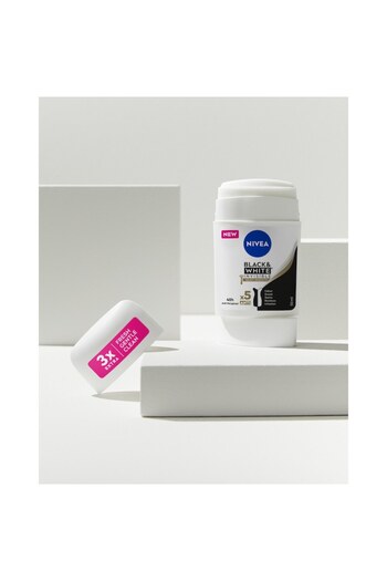 NIVEA Set antiperspirante Black & White Silky Smooth, 48h protectie, 50mlx3