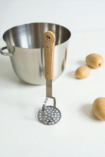 safestore Wooden Handle Quality 28 cm Luxury Stainless Metal Potato Masher Puree Maker