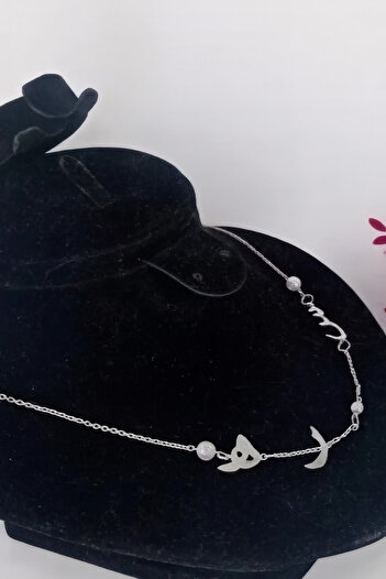 Black Season Necklace that gives you more beauty with your letters | Gold or silver plated | Black Season