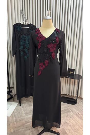 NALA FASHION Black jalabiya embroidered with roses
