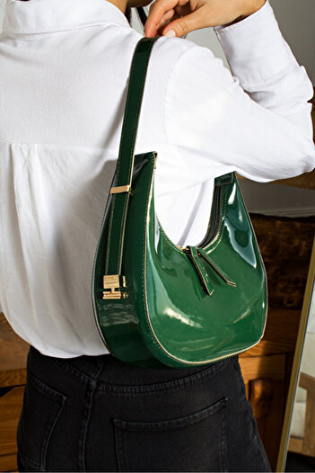 Rivina Rivi Model Patent Leather Large Pinterest Women's Baguette Bag