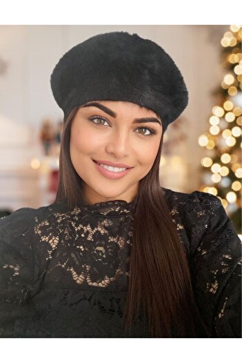 Confortino Elegant beret hat made of Angora wool - UNIVERSAL size