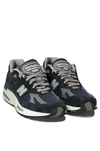 New Balance "Made in UK 991v2" Sneakers