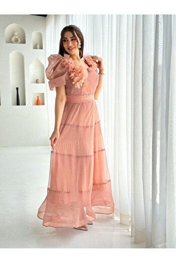 Opera Fashion Long organza dress decorated with 3D roses