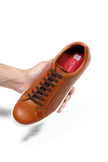 The Casuals by Hayat Men’s Genuine Leather Casual Sneakers