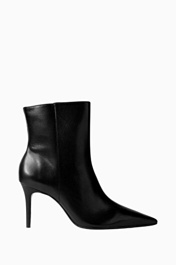 Schutz City Natural 85 Siyah Deri, Zarif ve Modern Topuklu Bot