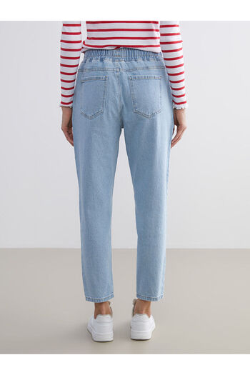 LC Waikiki LCW Comfort YENİ SEZON Beli Lastikli Mom Fit Kadın Jean Pantolon