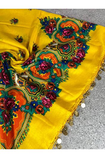 Sobe Hediyelik Mardin Calligraphy Sequin Headscarf with Floral Pattern on Yellow Background – 100X100 cm