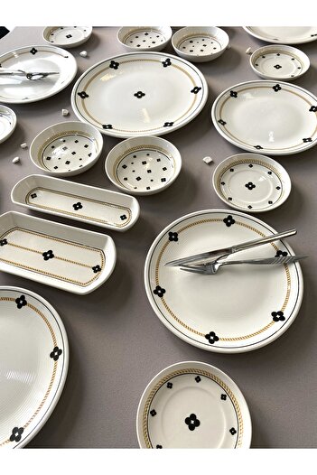 Areyma Pearl Flower 8-Person 25-Piece Breakfast Set