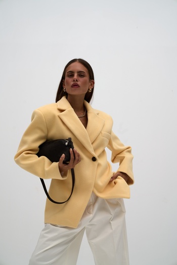 MAİ COLLECTİON Naica Yellow Waist-Fitted Blazer