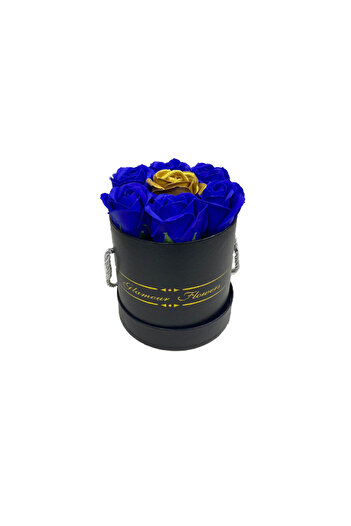 velve Aranjament floral Glamour Flower cutie rotunda neagra cu 7 trandafiri sapun, Albastru