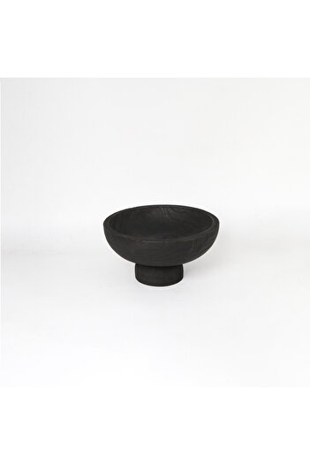 DEC13 Practical serving cup with a distinctive design