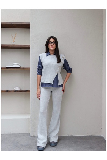 ESRAHELVACI Asymmetrical Button Look Knitwear Triple Set