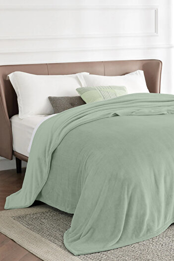 Calmera Single Person & Tv Blanket |   Ultra Soft & Lightweight |   Plush |   140 × 200 cm - Green