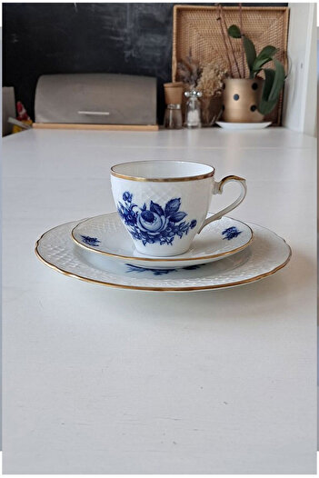 Bavaria Schumann Arzberg Cobalt Blue Vintage Teacup 3 Pieces 130 ml